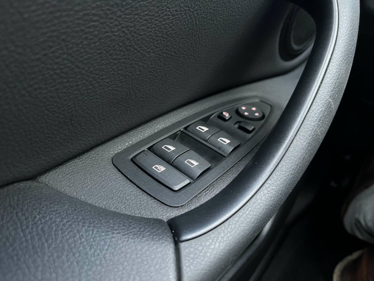 BMW X1 X1 xDrive25e Hybride Panodak/Leder/Trekhaak/CAM/.. Leconte Motors