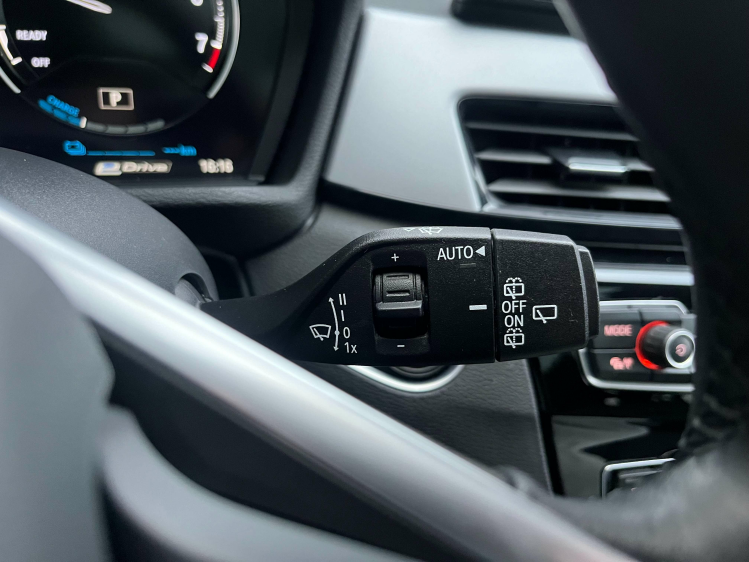 BMW X1 X1 xDrive25e Hybride Panodak/Leder/Trekhaak/CAM/.. Leconte Motors