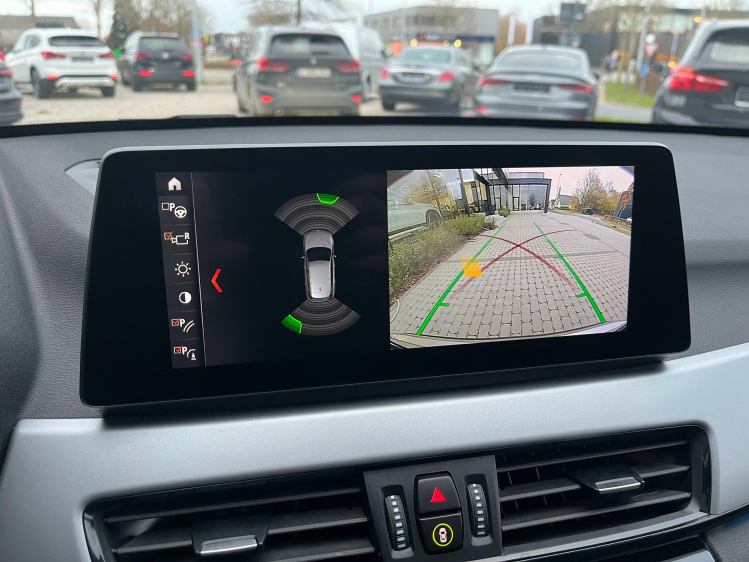 BMW X1 X1 xDrive25e Hybride Panodak/Leder/Trekhaak/CAM/.. Leconte Motors