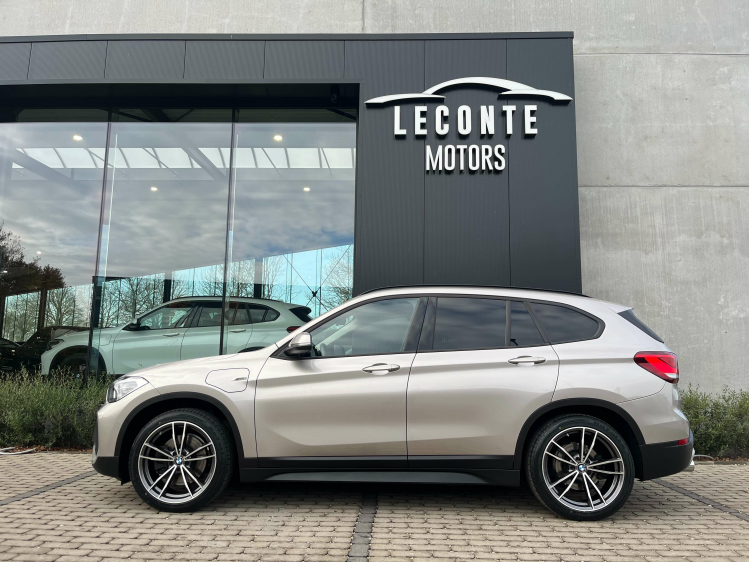 BMW X1 X1 xDrive25e Hybride Panodak/Leder/Trekhaak/CAM/.. Leconte Motors