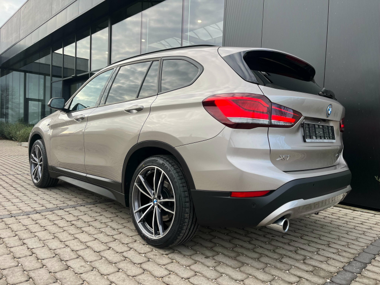 BMW X1 X1 xDrive25e Hybride Panodak/Leder/Trekhaak/CAM/.. Leconte Motors