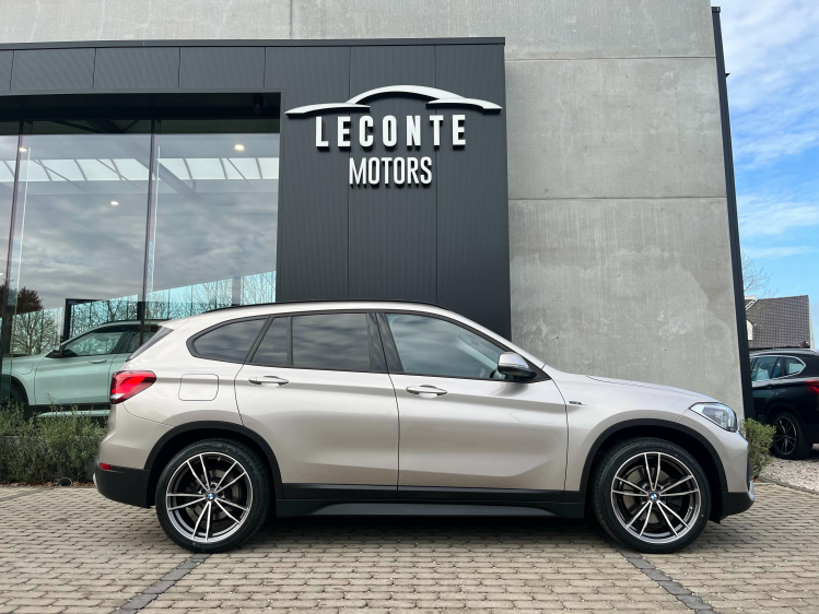 BMW X1 X1 xDrive25e Hybride Panodak/Leder/Trekhaak/CAM/.. Leconte Motors