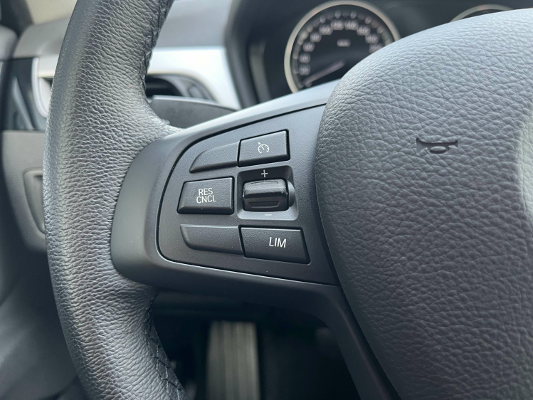 BMW X1 X1 sDrive18iA Leder/Navi-Pro/Carplay/Cruise/PDC... Leconte Motors