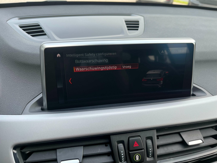 BMW X1 X1 sDrive18iA Leder/Navi-Pro/Carplay/Cruise/PDC... Leconte Motors