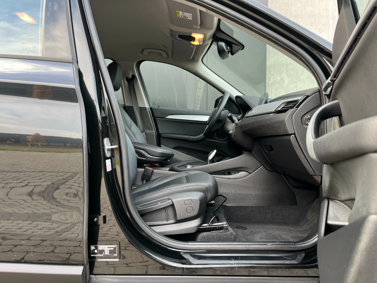 BMW X1 X1 sDrive18iA Leder/Navi-Pro/Carplay/Cruise/PDC... Leconte Motors