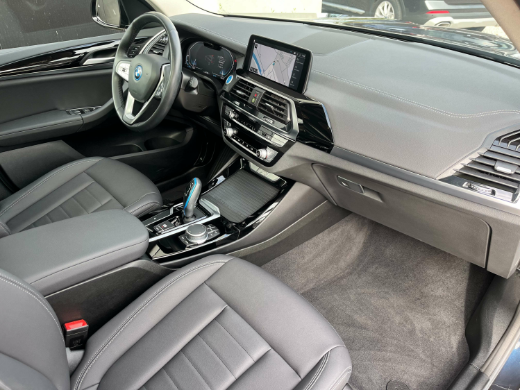 BMW iX3 iX3 Panodak/Trekhaak/Leder/Camera/Carplay/Sfeerver Leconte Motors