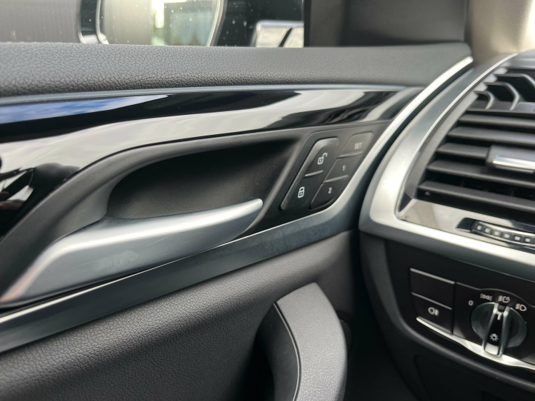 BMW iX3 iX3 Panodak/Trekhaak/Leder/Camera/Carplay/Sfeerver Leconte Motors