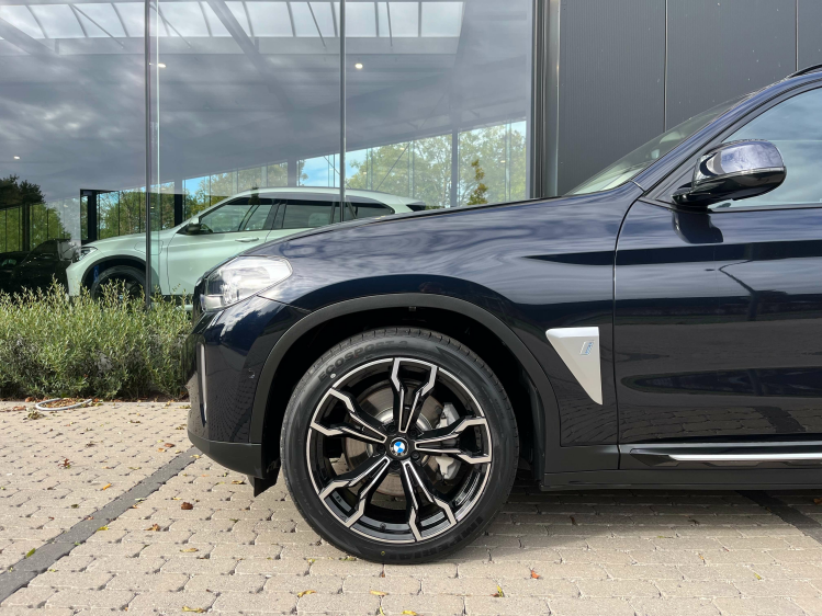 BMW iX3 iX3 Panodak/Trekhaak/Leder/Camera/Carplay/Sfeerver Leconte Motors