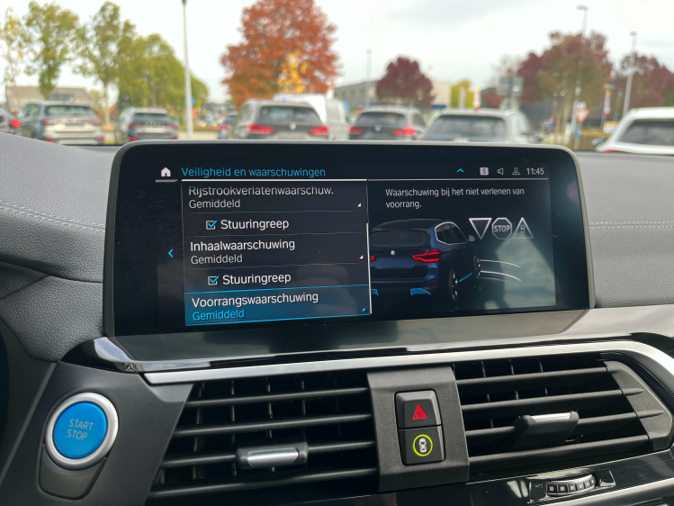 BMW iX3 iX3 Panodak/Trekhaak/Leder/Camera/Carplay/Sfeerver Leconte Motors