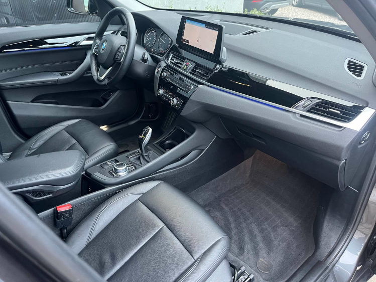 BMW X1 X1 sDrive18iA LED/Leder/Camera/Carplay/Trekhaak... Leconte Motors