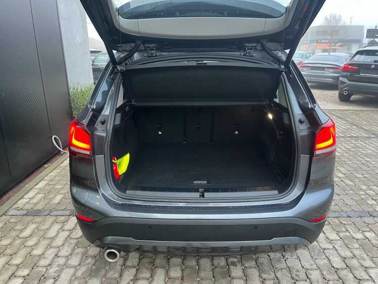 BMW X1 X1 sDrive18iA LED/Leder/Camera/Carplay/Trekhaak... Leconte Motors