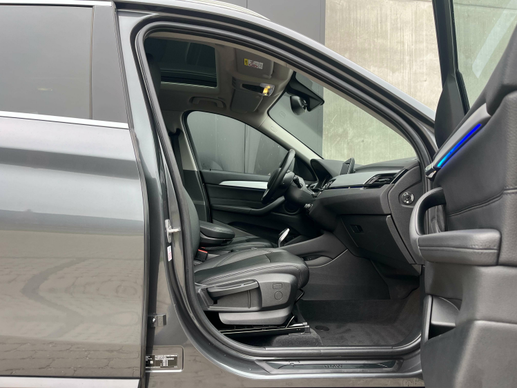 BMW X1 X1 sDrive18iA Panodak/Leder/Gps/Sfeerverlichting Leconte Motors