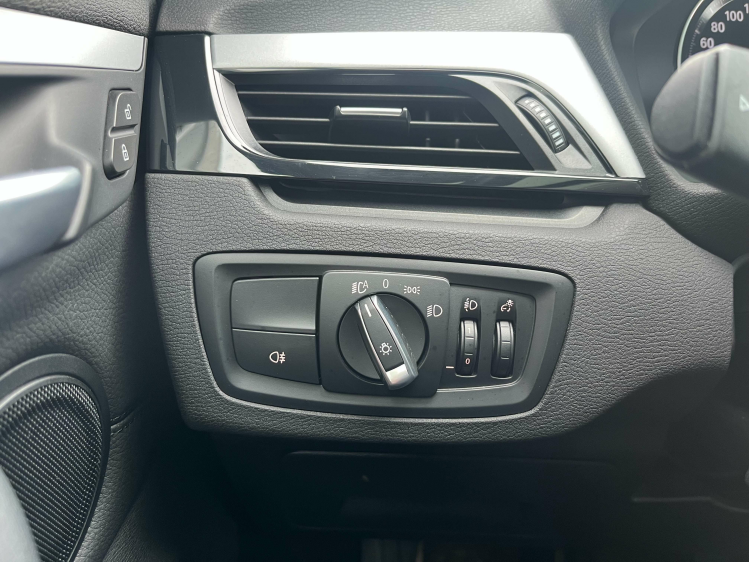 BMW X1 X1 sDrive18iA Panodak/Leder/Gps/Sfeerverlichting Leconte Motors