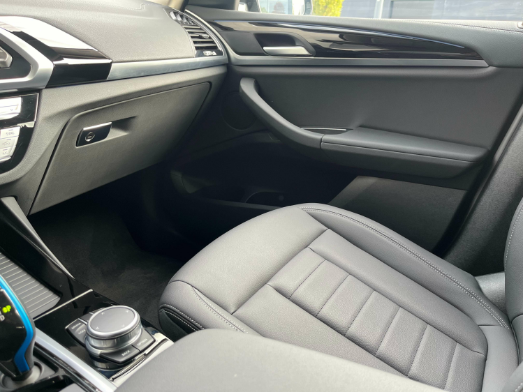 BMW iX3 iX3 Panodak/Leder/Sfeerverlichting/Camera/Carplay! Leconte Motors