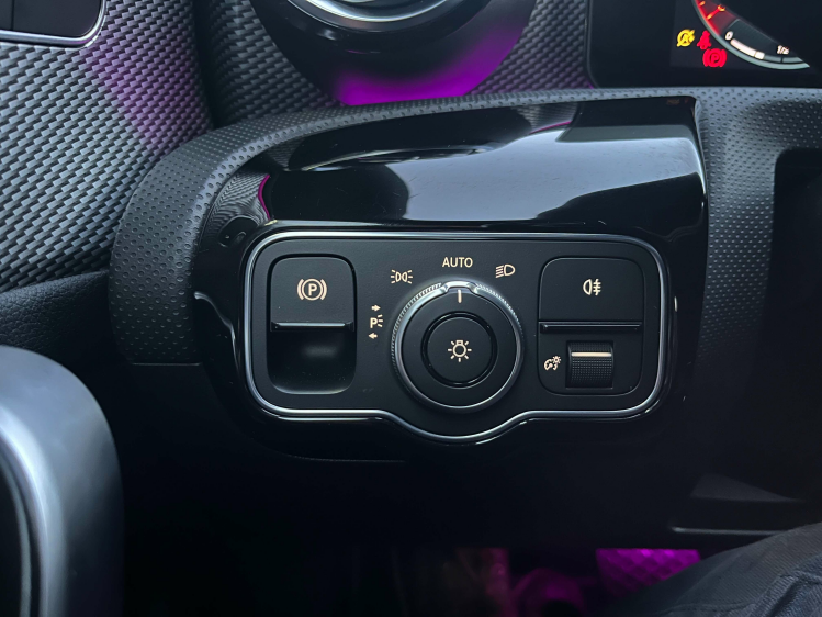 Mercedes-Benz CLA 180 CLA 180 7G-DCT Coupé Sportzetels/Carplay/CAM... Leconte Motors