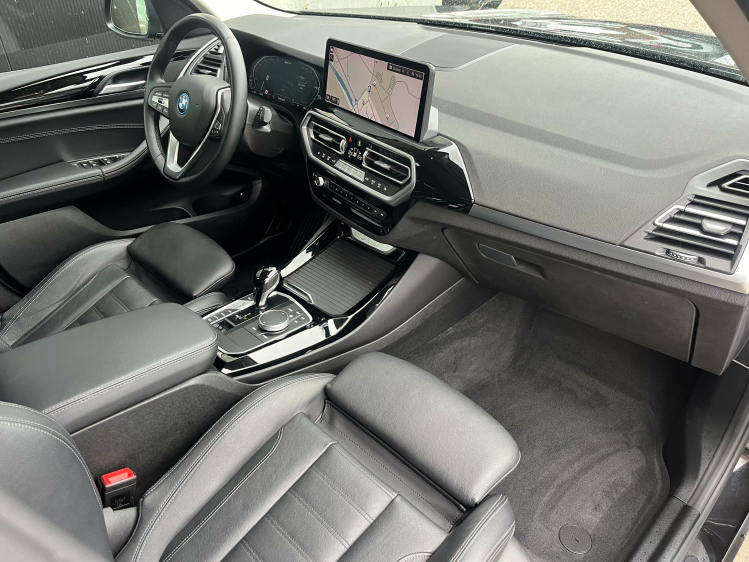 BMW X3 X3 xDrive30e Facelift Sportzetels/Carplay/Camera.. Leconte Motors