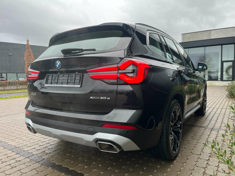 BMW X3 X3 xDrive30e Facelift Sportzetels/Carplay/Camera.. Leconte Motors
