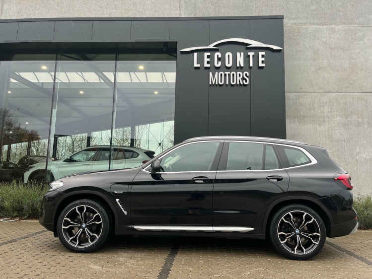 BMW X3 X3 xDrive30e Facelift Sportzetels/Carplay/Camera.. Leconte Motors
