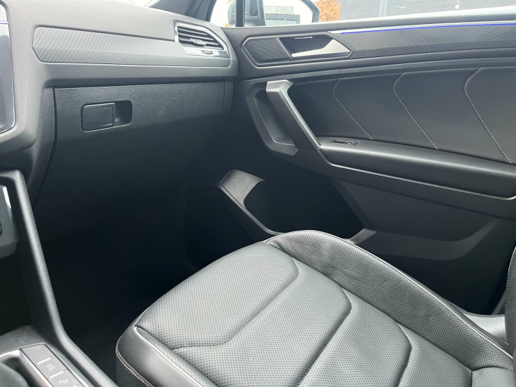 Volkswagen Tiguan Allspace Tiguan Allspace 1.5 TSI DSG R-Line 7-PL Pano/Leder Leconte Motors