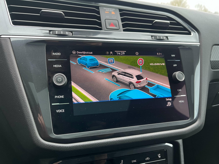 Volkswagen Tiguan Allspace Tiguan Allspace 1.5 TSI DSG R-Line 7-PL Pano/Leder Leconte Motors