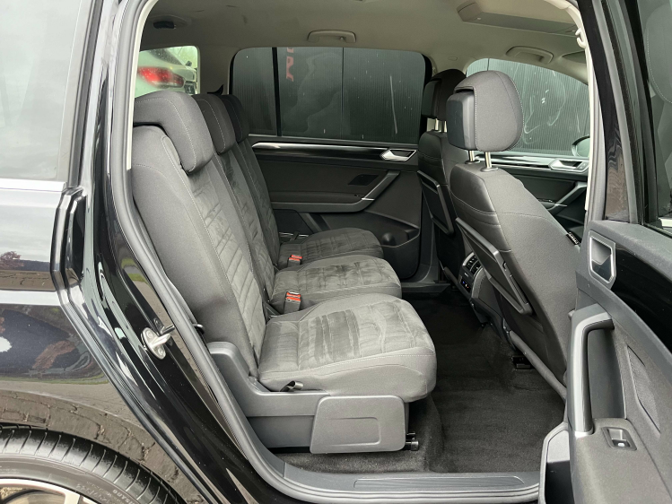 Volkswagen Touran Touran 2.0 TDI DSG Highline Navigatie/ACC/Carplay Leconte Motors