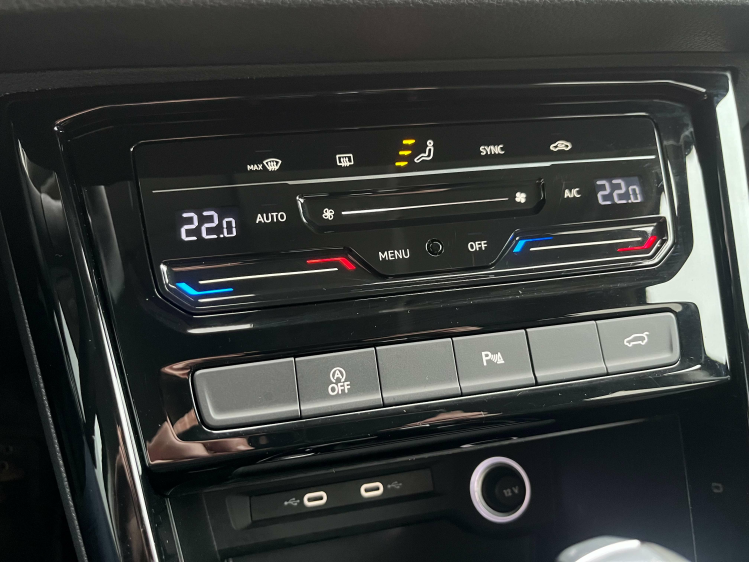 Volkswagen Touran Touran 2.0 TDI DSG Highline Navigatie/ACC/Carplay Leconte Motors