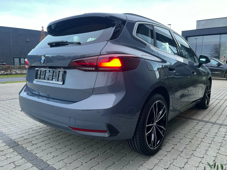 BMW 218 218iA Active Tourer Widescreen/Carplay/Camera/...! Leconte Motors