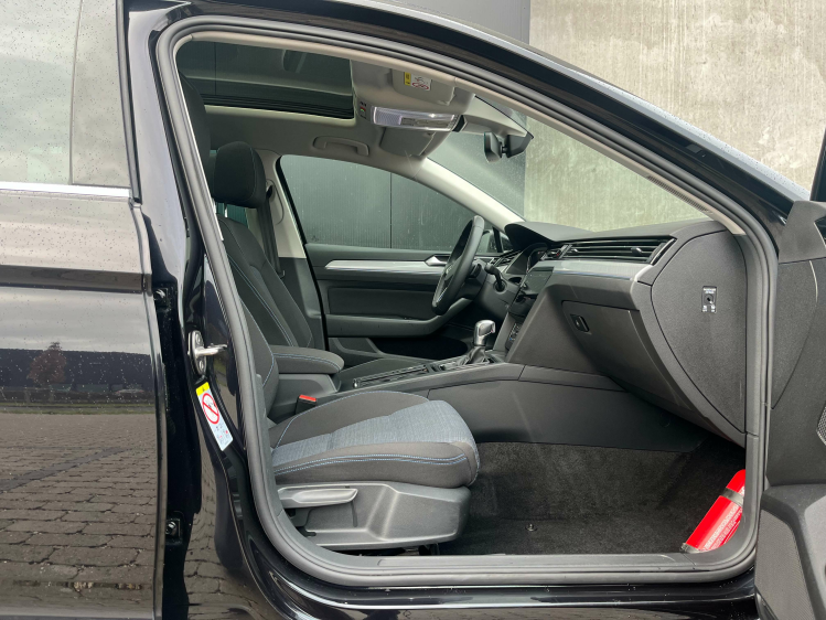 Volkswagen Passat Variant Passat Variant 1.4 TSI Hybride Virtual/Panodak/LED Leconte Motors
