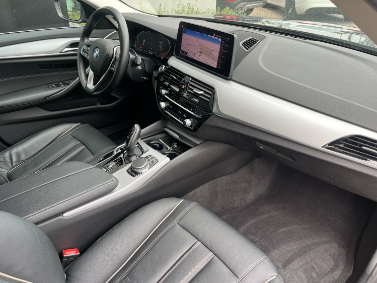 BMW 520 520iA Touring LED/Gps-Pro/Leder/Camera/Carplay/... Leconte Motors