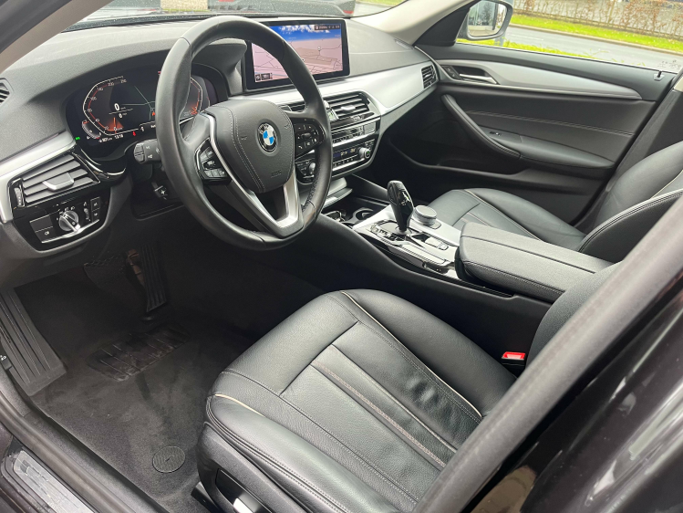 BMW 520 520iA Touring LED/Gps-Pro/Leder/Camera/Carplay/... Leconte Motors