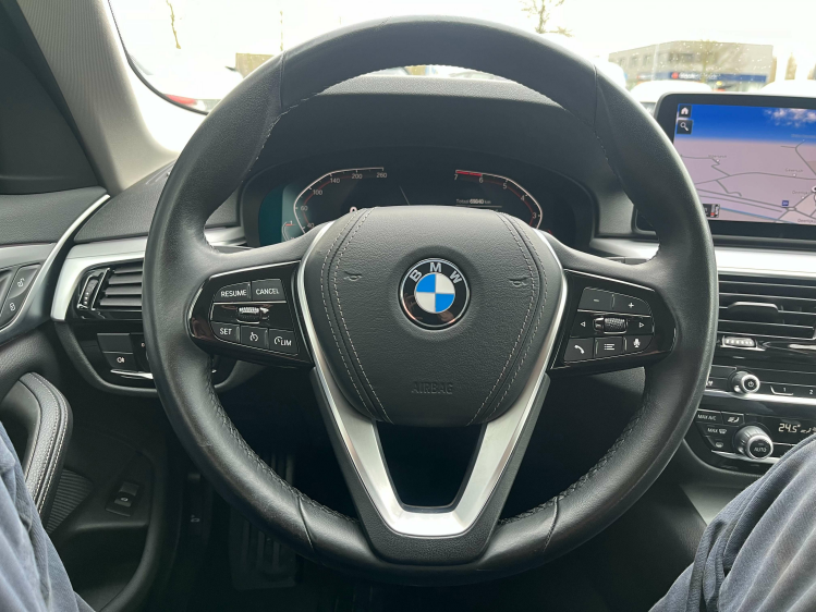 BMW 520 520iA Touring LED/Gps-Pro/Leder/Camera/Carplay/... Leconte Motors