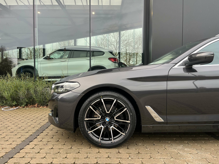 BMW 520 520iA Touring LED/Gps-Pro/Leder/Camera/Carplay/... Leconte Motors