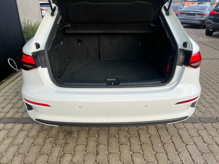 Audi A3 A3 30 TFSI Sportback S tronic Virtual/Sfeerverl/.. Leconte Motors