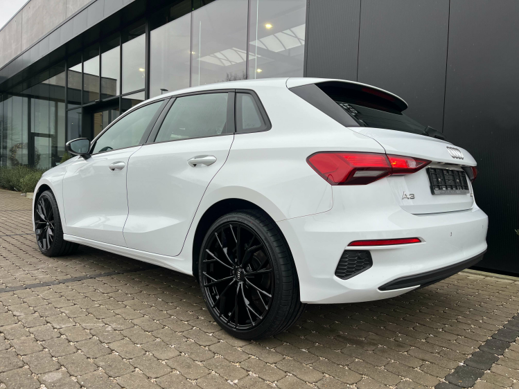 Audi A3 A3 30 TFSI Sportback S tronic Virtual/Sfeerverl/.. Leconte Motors