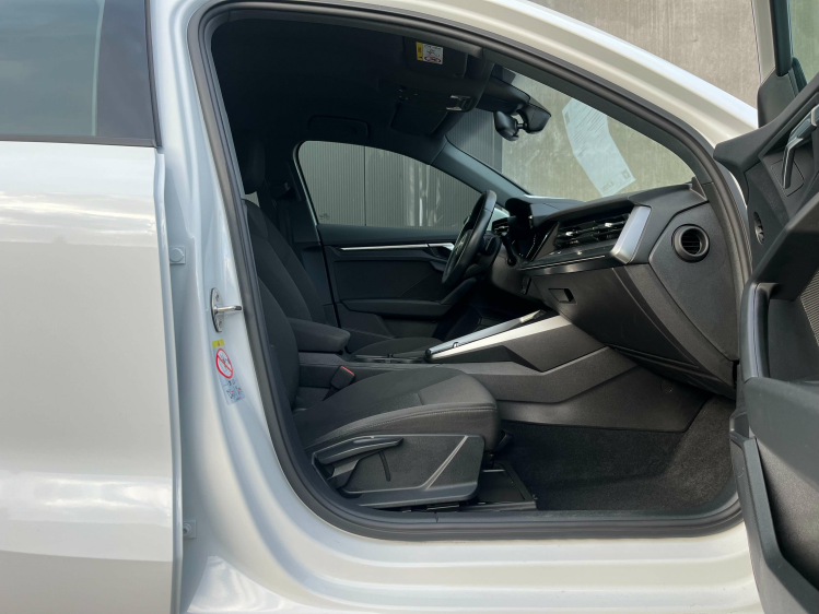 Audi A3 A3 30 TFSI Sportback S tronic Virtual/Sfeerverl/.. Leconte Motors