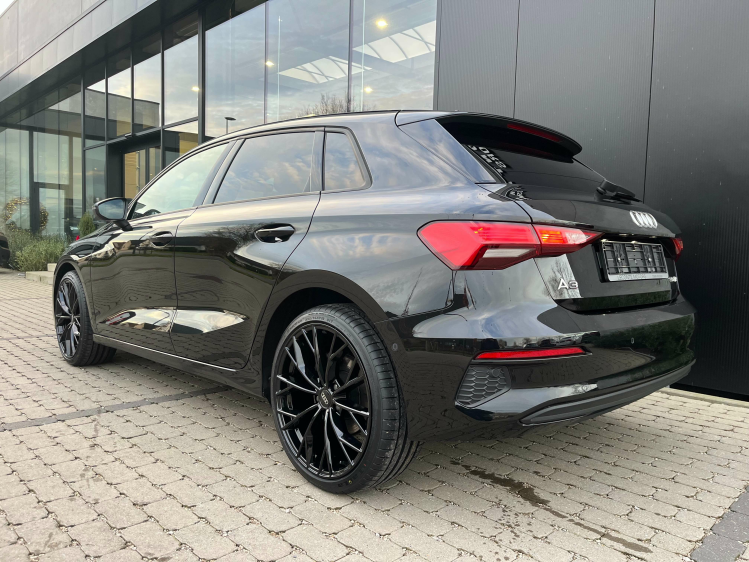 Audi A3 A3 30 TFSI Sportback S tronic Leder/Virtual/Carply Leconte Motors