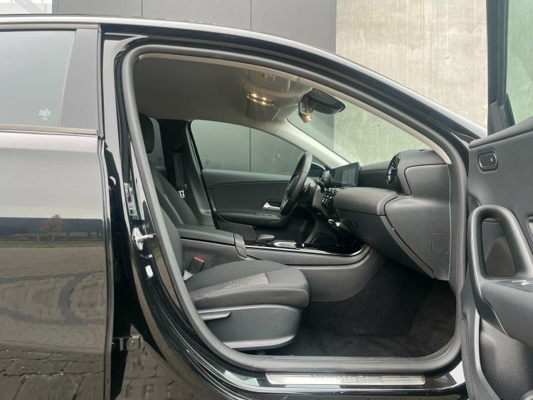 Mercedes-Benz A 180 A 180iA DCT Widescreen/Gps/Cruise/Zetelverwarming Leconte Motors