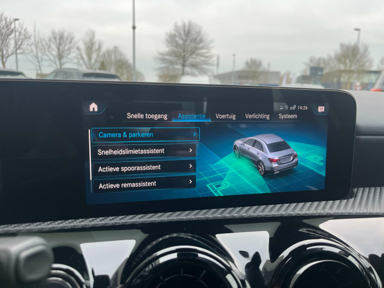 Mercedes-Benz A 180 A 180 7G-DCT Berline Widescreen/Navigatie/Camera.. Leconte Motors