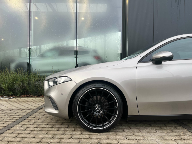 Mercedes-Benz A 180 A 180 7G-DCT Berline Widescreen/Navigatie/Camera.. Leconte Motors