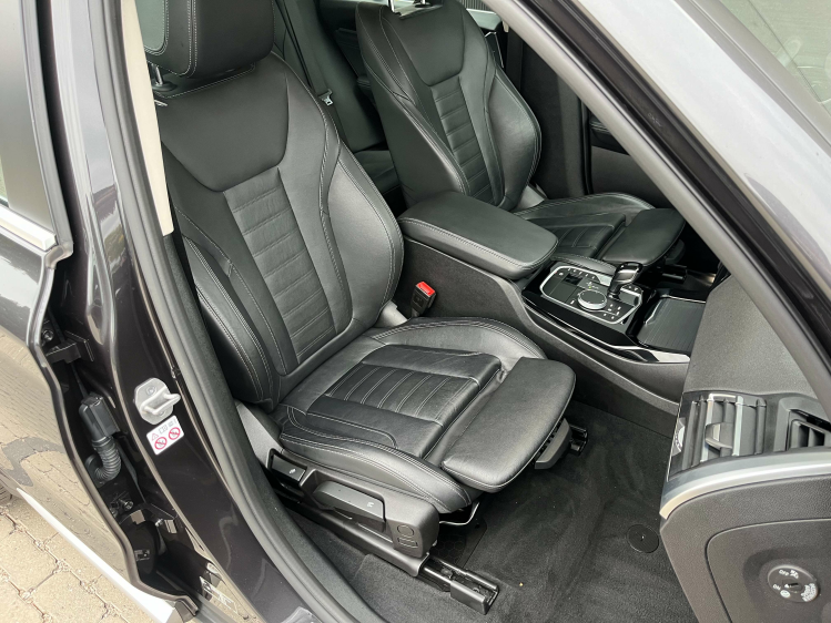 BMW X3 X3 xDrive30e Hybride Facelift Sportzetels/Carplay Leconte Motors