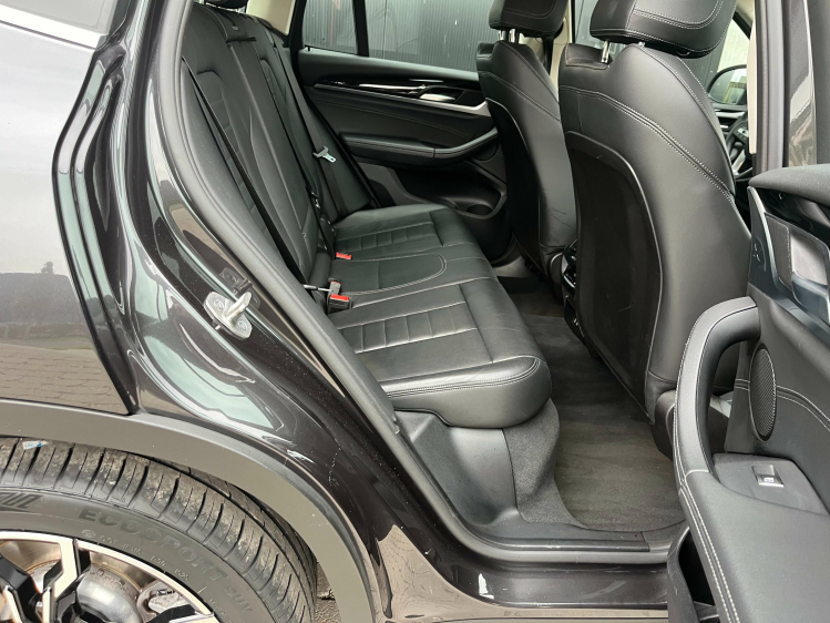 BMW X3 X3 xDrive30e Hybride Facelift Sportzetels/Carplay Leconte Motors