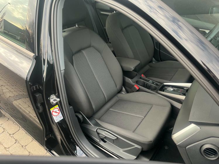 Audi A3 A3 30 TFSI Berline S-Tronic Virtual/Carplay/Camera Leconte Motors