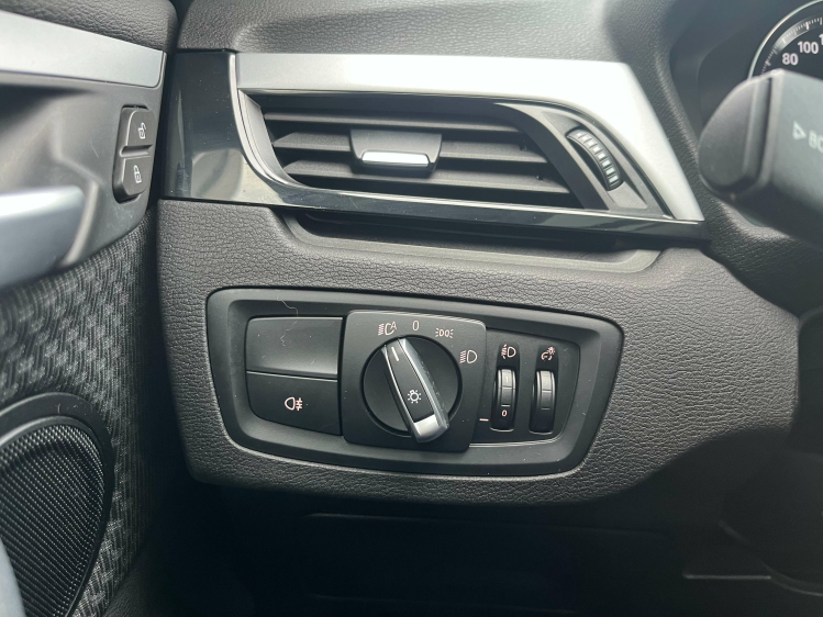 BMW X1 X1 sDrive18iA Panodak/Gps/Carplay/Cruise/PDC/... Leconte Motors