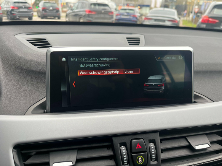 BMW X1 X1 sDrive18iA Panodak/Gps/Carplay/Cruise/PDC/... Leconte Motors