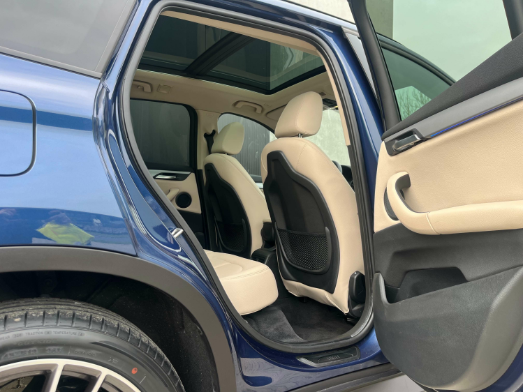 BMW X1 X1 sDrive18iA Panodak/Leder/Carplay/Camera/Sfeerv Leconte Motors