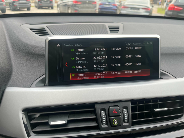 BMW X1 X1 sDrive18iA Panodak/Leder/Carplay/Camera/Sfeerv Leconte Motors