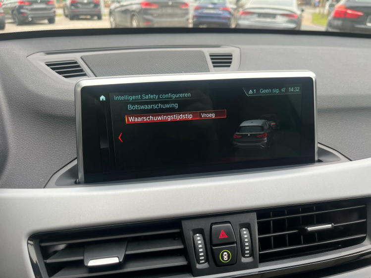 BMW X1 X1 sDrive18iA Panodak/Leder/Carplay/Camera/Sfeerv Leconte Motors