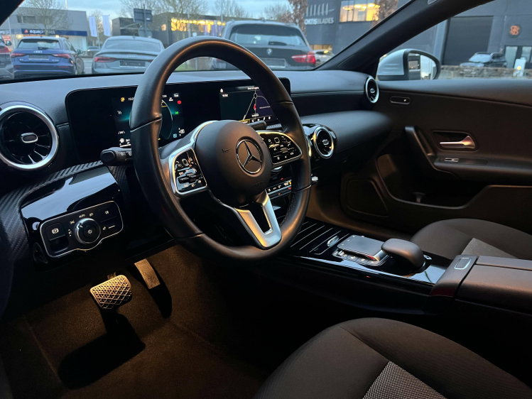 Mercedes-Benz CLA 180 CLA 180 Shooting Brake 7G-DCT Widescreen/Camera Leconte Motors