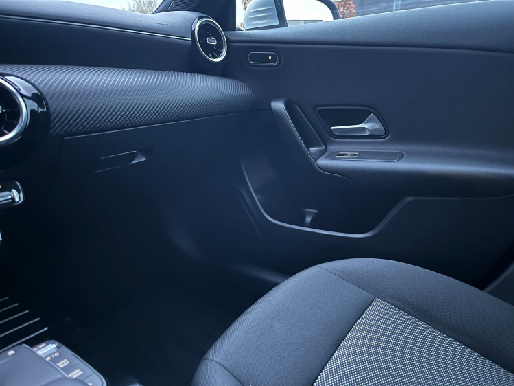 Mercedes-Benz CLA 180 CLA 180 Shooting Brake 7G-DCT Widescreen/Camera Leconte Motors