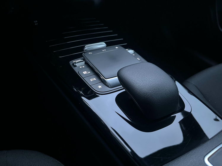 Mercedes-Benz CLA 180 CLA 180 Shooting Brake 7G-DCT Widescreen/Camera Leconte Motors